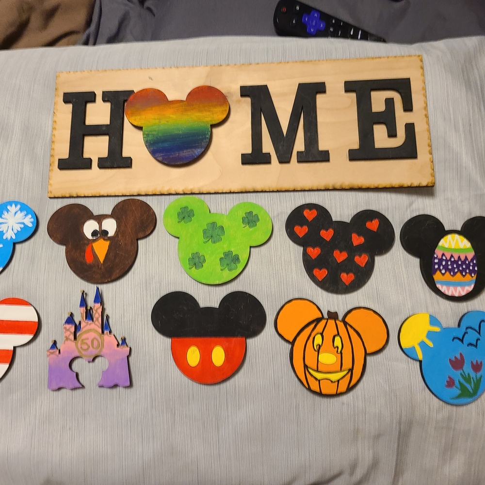 Disney Home Accents Decor with Mickey Mouse Theme - Picture 11 of 11